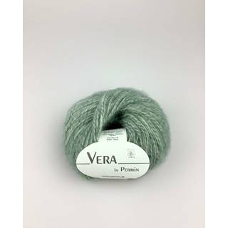 Permin Vera 03 Salvie Indhold: 65% bomuld, 25% alpaca, 5% uld Vægt/længde: 50 g = ca. 125 meter Anbefalede pinde: 4-5 mm Strikkefasthed: 10 x 10 cm = 15-16 m x 26-28 p Vask:Håndvask.