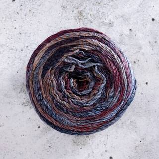 Järbo Cookie 200g 46228 Embers Indhold: 100% akryl Vægt/længde: 200 gram = ca. 600 meter Anbefalede pinde: 5.00 mm Strikkefasthed: 10 x 10 cm = 19 m x 27 p Anbefalet hæklenål: 5.00 mm Hæklefasthed: 10 x 10 cm = 15 fm x 18 r Vask: Maskinvask, max 40°C / Tørres fladt / Brug ikke skyllemiddel.