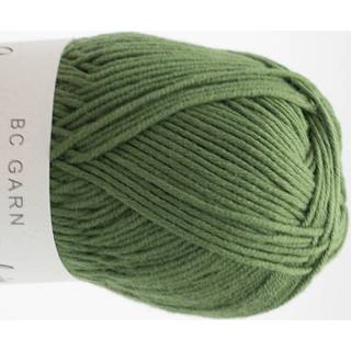 BC Garn Summer in Kashmir GOTS 18 Grøn Indhold: 90% Bomuld, 10% Cashmere Vægt/længde: 50 g = ca. 165 meter Anbefalede Pinde: 2.5-3.5 mm Strikkefasthed: 10x10 cm = 24 m x 32 p Vask: Håndvask / Tåler ikke tørretumbling.