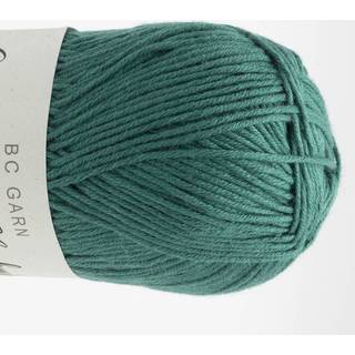 BC Garn Summer in Kashmir GOTS 23 Regnskovsgrøn Indhold: 90% Bomuld, 10% Cashmere Vægt/længde: 50 g = ca. 165 meter Anbefalede Pinde: 2.5-3.5 mm Strikkefasthed: 10x10 cm = 24 m x 32 p Vask: Håndvask / Tåler ikke tørretumbling.