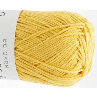 BC Garn Summer in Kashmir GOTS 13 Lys gul Indhold: 90% Bomuld, 10% Cashmere Vægt/længde: 50 g = ca. 165 meter Anbefalede Pinde: 2.5-3.5 mm Strikkefasthed: 10x10 cm = 24 m x 32 p Vask: Håndvask / Tåler ikke tørretumbling.