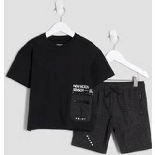 River Island River Island Black Boys Mesh Pocket T-Shirt Set