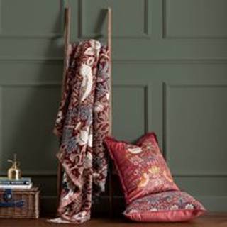Morris & Co Morris & Co Berry Strawberry Thief Jacquard Multi Layer Throw
