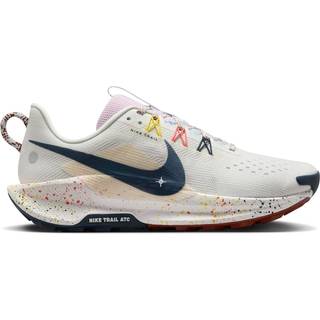 Nike Pegasus Trail 5-trailløbesko til kvinder - hvid - 42