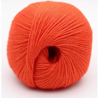 Kremke The Merry Merino 220 GOTS 09 Blutorange Indhold: 100% økologisk merinould Vægt/længde: 50 g = ca. 220 m Anbefalede pinde: 2.5-3.5 mm Strikkefasthed: 10 cm = 28 m Vask: Finvask30ºC.