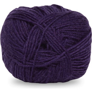 Hjertegarn Sock 4 5770 Indhold: 75% superwash uld, 25% polyamid Vægt/længde: 50 g = ca. 210 meter Anbefalede pinde:2.5-3 mm Strikkefasthed:10 x 10 cm = 28 m Vask:Uldvask 30º / Brug uldvaskemiddel.