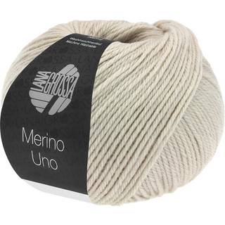 Lana Grossa Merino Uno 74 Gråbeige Indhold: 100% ren, ny merinould Vægt/Længde: 50 g = ca. 125 meter Anbefalede pinde: 4.5-5 mm Strikkefasthed: 10 x 10 cm = 19 m x 25 p Vask:Finvask 30º/ Tørres fladt.