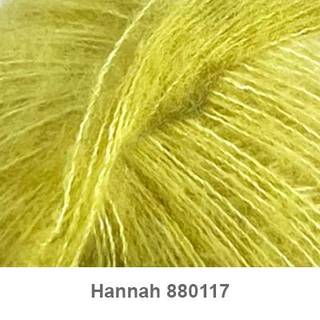 Permin Hannah 880117 Lime Materiale: 50% merino, 30% silke, 20% kashmir Vægt/længde: 25 g = ca. 275 meter Anbefalede pinde: 2.50-3.00 mm Strikkefasthed: 10 x 10 cm = 28 m x 46 p Vask: Håndvask / Tørres fladt.