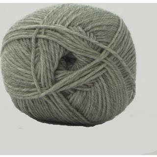 Hjertegarn Armonia 434 Indhold: 75% Superwash uld, 25% nylon Vægt/længde: 50 g = ca. 200 m Anbefalede pinde: 2,5 - 3 mm Strikkefasthed: 10 cm x 10 cm = 28 m Kan vaskes på maskine, uldvask ved maks. 40°C / Tørres fladt.