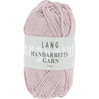 Lang Yarns Handarbeitsgarn 648 Materiale: 100% bomuld Vægt/længde: 50 g = ca 84 meter Anbefalede pinde: 3.50-4.50 mm Strikkefasthed: 10 x 10 cm = 21 m x 30 p Vask: Maskinvask 60 ºC / Tåler ikke tørretumbling.