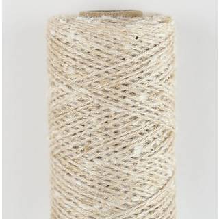 BC Garn Tussah Tweed sp31 Khaki Indhold: 100% Silke Vægt/længde: 50 g = ca. 250 meter Anbefalede Pinde: 2-3 mm Strikkefasthed: 10x10 cm = 24 m x 33 p Vask: Håndvask / Tåler ikke tørretumbling.