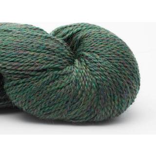 BC Garn Babyalpaca 10/2 RAS 117 Skovgrøn Heather RAS Indhold: 100% Alpaca Vægt/længde: 50 g. = ca. 250 meter Anbefalede pinde: 2.5-4mm Strikkefasthed: 10 x 10 cm = 31 m x 42 r Vask: Håndvask/ Tåler ikke tørretumbling.