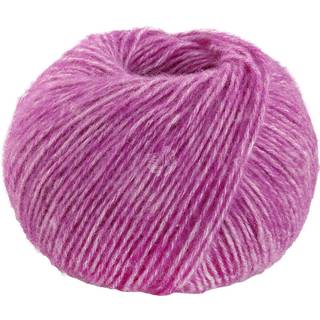 Lana Grossa Natural Alpaca Pelo 29 Fuchsia meleret Indhold: 63% bomuld, 31% baby alpaca, 6% ren ny merinould Vægt/Længde: 50 g = ca. 125 meter Anbefalede pinde: 5-6 mm Strikkefasthed: 10 x 10 cm = 17 m x 24 p Vask:Håndvask / Tørres fladt.