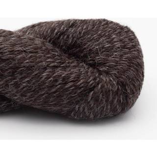 BC Garn Babyalpaca 10/2 RAS 105 Mørk Chokoladebrun (uindfarvet) RAS Indhold: 100% Alpaca Vægt/længde: 50 g. = ca. 250 meter Anbefalede pinde: 2.5-4mm Strikkefasthed: 10 x 10 cm = 31 m x 42 r Vask: Håndvask/ Tåler ikke tørretumbling.