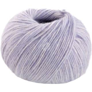Lana Grossa Natural Alpaca Pelo 23 Sart lilla meleret Indhold: 63% bomuld, 31% baby alpaca, 6% ren ny merinould Vægt/Længde: 50 g = ca. 125 meter Anbefalede pinde: 5-6 mm Strikkefasthed: 10 x 10 cm = 17 m x 24 p Vask:Håndvask / Tørres fladt.