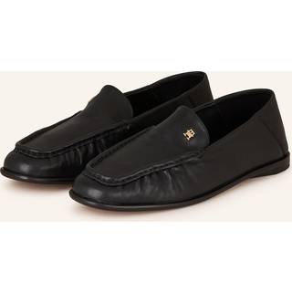 Leather TH Monogram Plaque Loafers