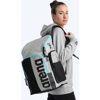 Arena Spiky III Rygsæk 45L: Vandafvisende bund, 2 hovedrum, Frontlomme med lynlås, Sidelommer i net, Åndbart rygpanel