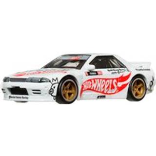 Hot Wheels Premium Car Culture Collectible Toy Car 1:64 Scale Die-Cast Nissan Skyline GT-R (R32) Pandem Modern Classics Vehicle With Real Riders