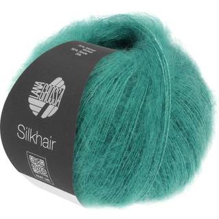 Lana Grossa Silkhair 204 Lys petrol Indhold: 70% mohair, 30% silke Vægt/Længde: 25 g = ca. 210 meter Anbefalede pinde: 4.50-5.00 mm Strikkefasthed: 10 x 10 cm = 22 m x 27 p Vask:Håndvask / Tørres fladt.