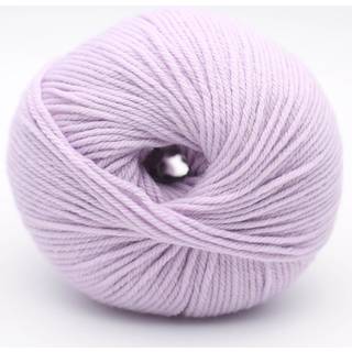 Kremke The Merry Merino 140 GOTS 22 Lilac Indhold:100% økologisk merinould Vægt/længde: 50 g = ca. 140 m Anbefalede pinde: 3-4 mm Strikkefasthed: 10 x 10 cm = 20 m x 30 p Vask:Finvask30ºC.