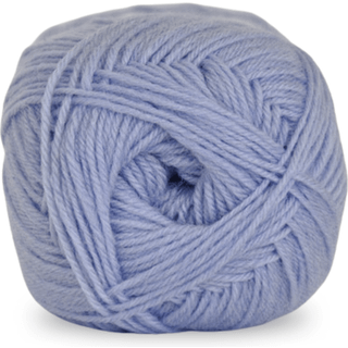 Hjertegarn Sock 4 0075 Indhold: 75% superwash uld, 25% polyamid Vægt/længde: 50 g = ca. 210 meter Anbefalede pinde:2.5-3 mm Strikkefasthed:10 x 10 cm = 28 m Vask:Uldvask 30º / Brug uldvaskemiddel.