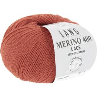 Lang Yarns Merino 400 Lace 075 Indhold: 100% Merinould Vægt/længde: 25g = ca. 200 meter Anbefalede pinde: 2.5-3.5 mm. Strikkefasthed: 10 x 10 cm = 32 m x 42 p Vask: Maskinvask 30 ℃ / Tåler ikke tørretumbling / Brug aldrig skyllemiddel.
