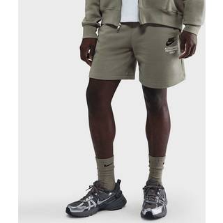 Nike Authorised Shorts, Green - M