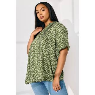 Yours Curve Yours Curve Green Grown On Sleeve Notchneck Top