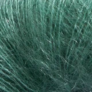 Järbo Fin Mohair Silke 34 Urtehave Indhold: 72% mohair, 28% silke Vægt/længde: 25 g = ca. 210 meter Anbefalede pinde: 3.00 mm Strikkefasthed: 10 cm = 24 m Vask: Håndvask i lunkent vand / Tørres fladt.