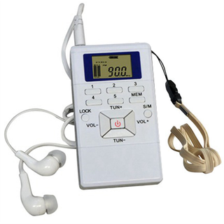 Digital FM-radio Minihøjttaler Bærbar modtager Display hvid