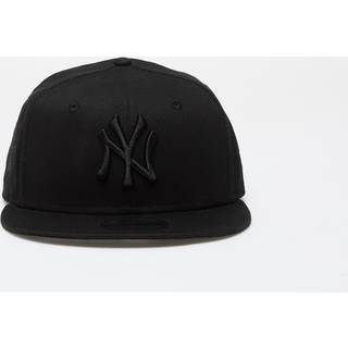 New York Yankees Monochrome Black 9FIFTY Snapback Cap newera adult unisex Black newera adult unisex Black newera adult unisex Black newera adult unise - S-M