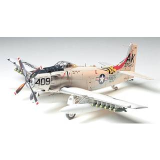 Tamiya 1/48 A1H Skyraider USN TAM61058