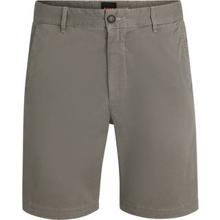 Chinoshorts med slim fit i bomuldstwill med stræk