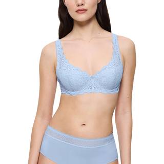 Triumph Amourette Wired Bra With Lace - Lightblue - D 75