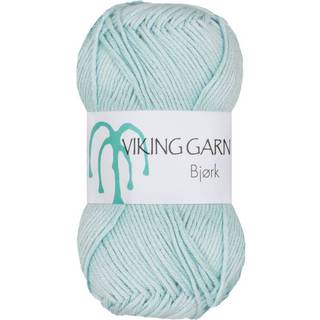 Viking Bjørk 534 Grågrøn Indhold: 50% Bambus, 50% bomuld Vægt/længde: 50 g = ca. 147 meter Anbefalet pind: 3 mm Anbefalet hæklenål: 2.5 mm Strikkefasthed: 10 cm = 25 m Vask: 40°C / Tørres fladt.