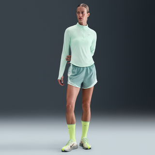 Nike Tempo Dri-FIT-løbeshorts med mellemhøj talje og indershorts til kvinder - grøn - M (EU 40-42)