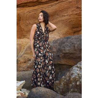 PixieGirl Petite PixieGirl Petite Black Floral Midi Dress