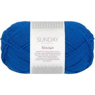 Sunday garn fra Sandnes Garn - Electric blue PetiteKnit