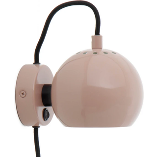 FRANDSEN BALL GLOSSY NUDE VÆGLAMPE
