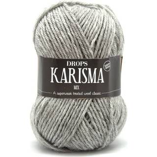 DROPS Karisma 44 Lysegrå (Mix) Indhold: 100% Uld Garngruppe: B (20 - 22 masker) / 8 ply / DK / worsted Vægt/længde: 50 gram = ca. 100 meter Anbefalede pinde: 4 mm Strikkefasthed: 10 x 10 cm = 21 m x 28 p Finvask med forsigtig centrifugering på 40ºC / Brug aldrig skyllemiddel / Tørres fladt.