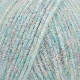 DROPS Air 27 Aquamarine (Mix) Indhold: 65% alpaca, 28% polyamid, 7% uld Garngruppe: C (16 - 19 masker) / 10 ply / aran / worsted Vægt/længde: 50 g = ca. 150 meter Anbefalede pinde: 5.00 mm Strikkefasthed: 10 x 10 cm = 17 m x 22 p Vask: Håndvask, max 30°C / Tørres fladt / Kan filtes.