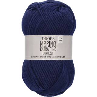 DROPS Merino EXTRA Fine 27 Marineblå (Uni Colour) Indhold: 100% extra fine Merino uld Garngruppe: B (20 - 22 masker) / 8 ply / DK / worsted Vægt/længde: 50 gram = ca. 105 meter Anbefalede pinde: 4 mm Strikkefasthed: 10 x 10 cm = 21 m x 28 p Maskinvask, Finvask 40ºC / Brug aldrig skyllemiddel / Tørres fladt.
