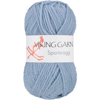 Viking Sportsragg 521 Lys blå Indhold: 60% Uld, 20% akryl, 20% nylon Vægt/længde: 50 gram = ca. 100 meter Anbefalede pinde: 3.50 mm Strikkefasthed: 10 cm = 23 m Vask: Uldvask / Max 30°C / Tørres fladt.