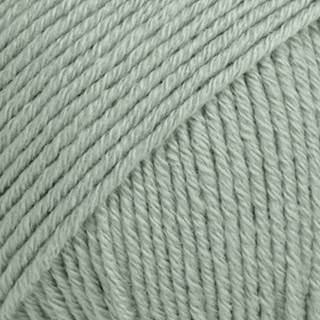 DROPS COTTON Merino 29 Søgrøn Indhold: 50% Uld, 50% Bomuld Garngruppe: B (20 - 22 masker) / 8 ply / DK / worsted Vægt/længde: 50 g = ca. 110 meter Anbefalede pinde: 4 mm Strikkefasthed: 10 x 10 cm = 21 m x 28 p Maskinvask, Finvask 40ºC / Brug aldrig skyllemiddel / Tørres fladt.