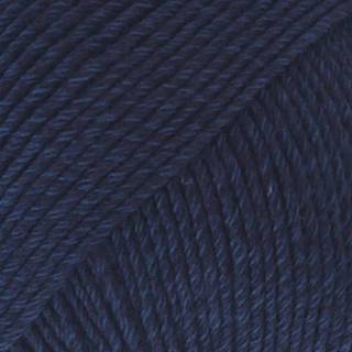 DROPS COTTON Merino 08 Marineblå Indhold: 50% Uld, 50% Bomuld Garngruppe: B (20 - 22 masker) / 8 ply / DK / worsted Vægt/længde: 50 g = ca. 110 meter Anbefalede pinde: 4 mm Strikkefasthed: 10 x 10 cm = 21 m x 28 p Maskinvask, Finvask 40ºC / Brug aldrig skyllemiddel / Tørres fladt.