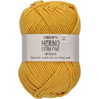 DROPS Merino EXTRA Fine 30 Sennep (Uni Colour) Indhold: 100% extra fine Merino uld Garngruppe: B (20 - 22 masker) / 8 ply / DK / worsted Vægt/længde: 50 gram = ca. 105 meter Anbefalede pinde: 4 mm Strikkefasthed: 10 x 10 cm = 21 m x 28 p Maskinvask, Finvask 40ºC / Brug aldrig skyllemiddel / Tørres fladt.