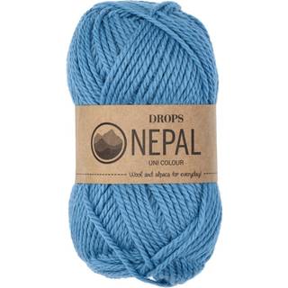 DROPS Nepal 8783 Forglemmigej (Uni Colour) - mere blå end billedet Indhold: 65% Peruvian Highland Uld, 35% Superfin Alpaca Garngruppe: C (16 - 19 masker) / 10 ply / aran / worsted Vægt/længde: 50 g = ca. 75 meter Anbefalede pinde: 5 mm Strikkefasthed: 10 x 10 cm = 17 m x 22 p Håndvask, max 30°C / Tørres fladt / Kan filtes.