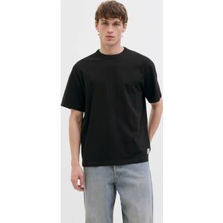 Ensfarvet T-shirt