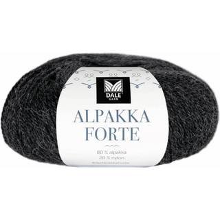 Dale Alpakka Forte 710 Gråsort meleret Indhold: 80% alpaca, 20% nylon Vægt/længde: 50 g = ca. 133 meter Anbefalede pinde: 2.5-3.5 mm Strikkefasthed: 10 cm = 26-27 m på pind 2.5-3 mm / 25 m på pind 3.5 mm Vask: Uldvask30 °C / Vaskes med vrangen ud / Brug vaskemiddel til ud/silke / Brug ikke skyllemiddel / Tørres fladt.