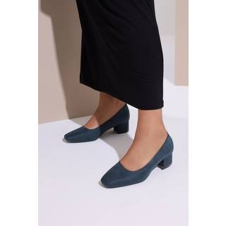 Yours Curve Yours Curve Extra-Bred pasform Square Toe Courtsko